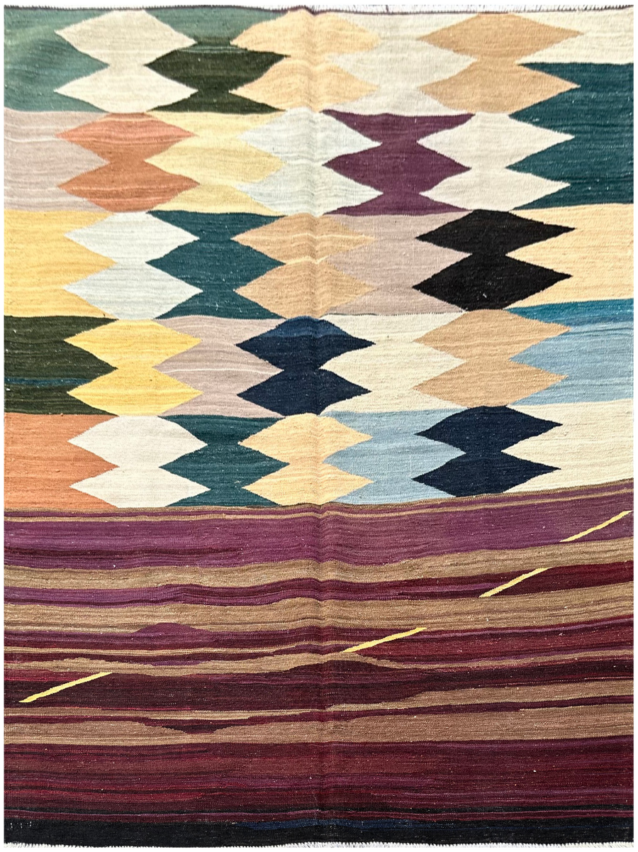 Vintage Handwoven Kilim Rug - Halil, a testament to artisanal heritage.