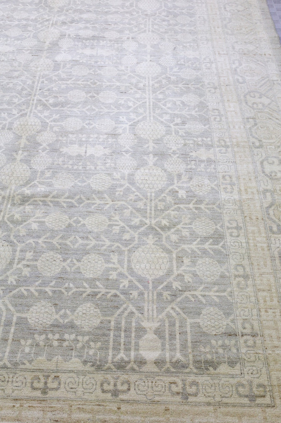 KINGSWOOD - Khotan Rug - 307cm x 418cm (10'x14')