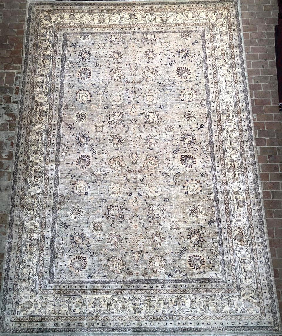 LIMAVADY - Khotan Rug - 358cm x 545cm (12'x18')
