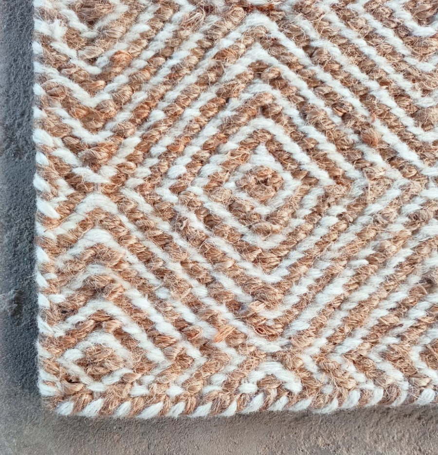Handwoven Natural Jute Rug - Leeds, a representation of eco-friendly style.